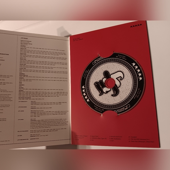 STRAY KIDS - CD & PHOTOBOOK - Picture 3 of 3